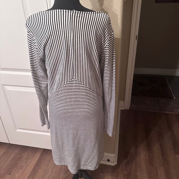Blue Canoe Striped Tunic Dress -Black and White- Medium - Picture 3 of 8